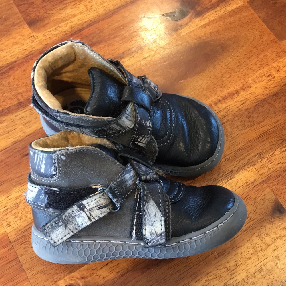 Livie & Luca Black and Gray Camo Boot